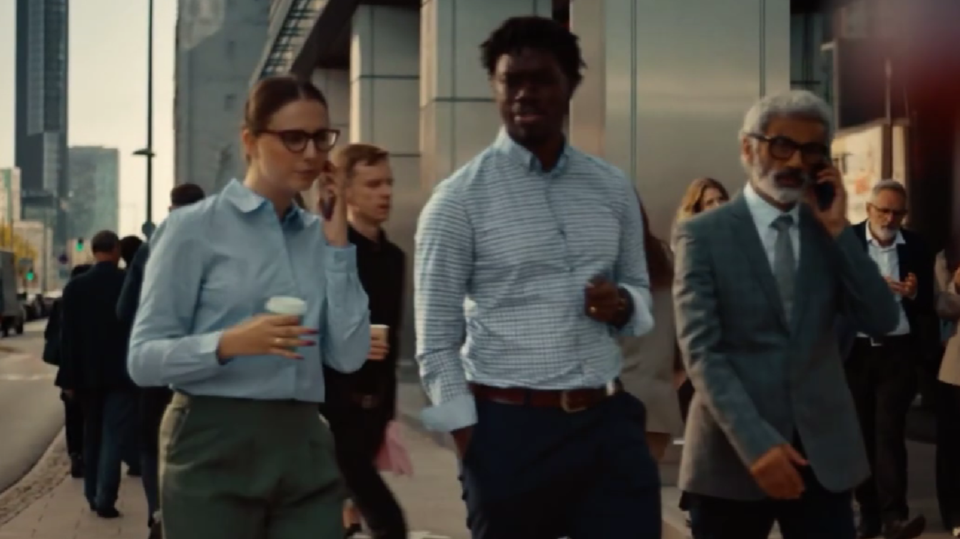 EDWARD & HOPE IN A NEW COMMERCIAL FOR