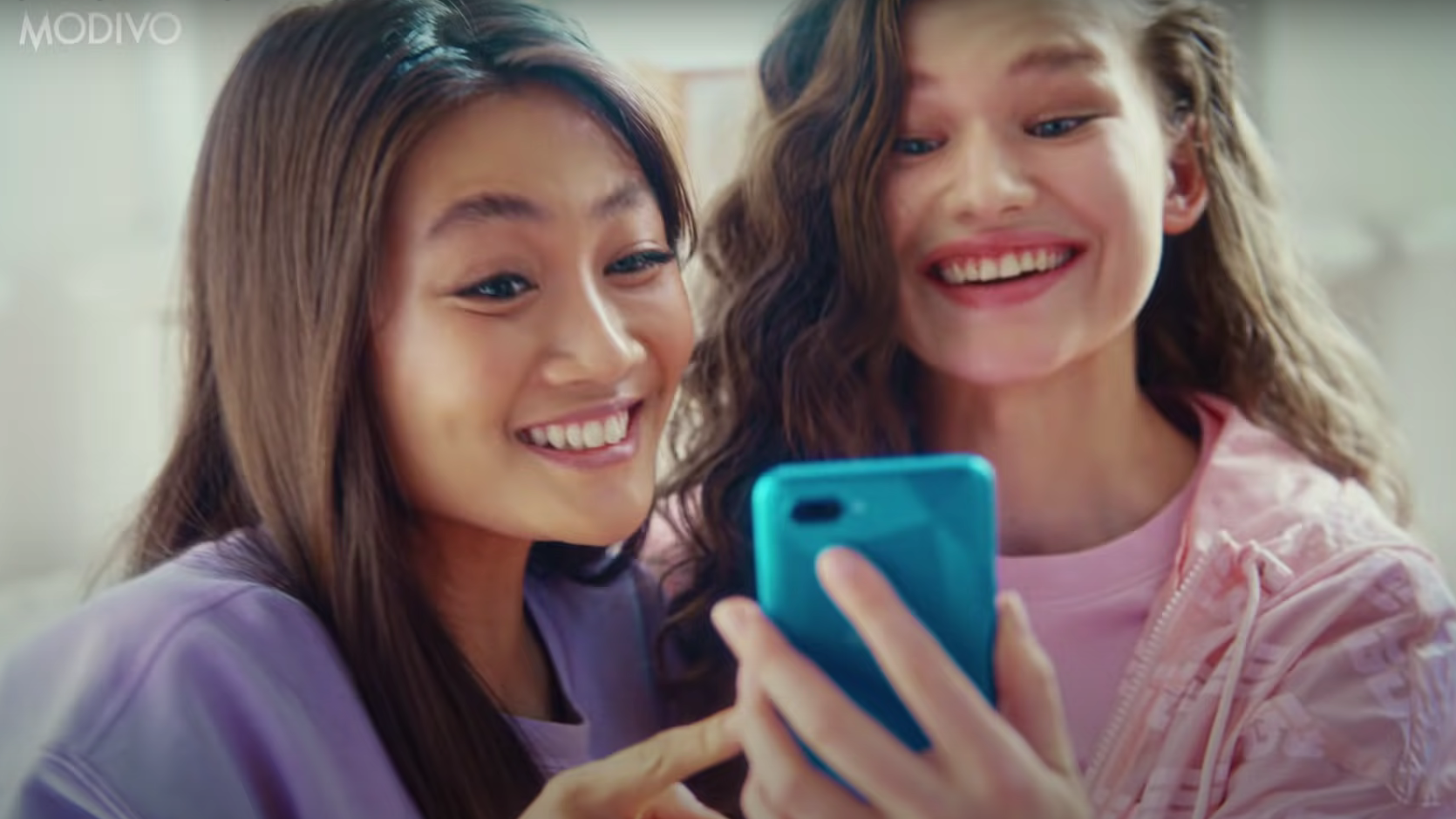 JOEY IN A NEW COMMERCIAL FOR