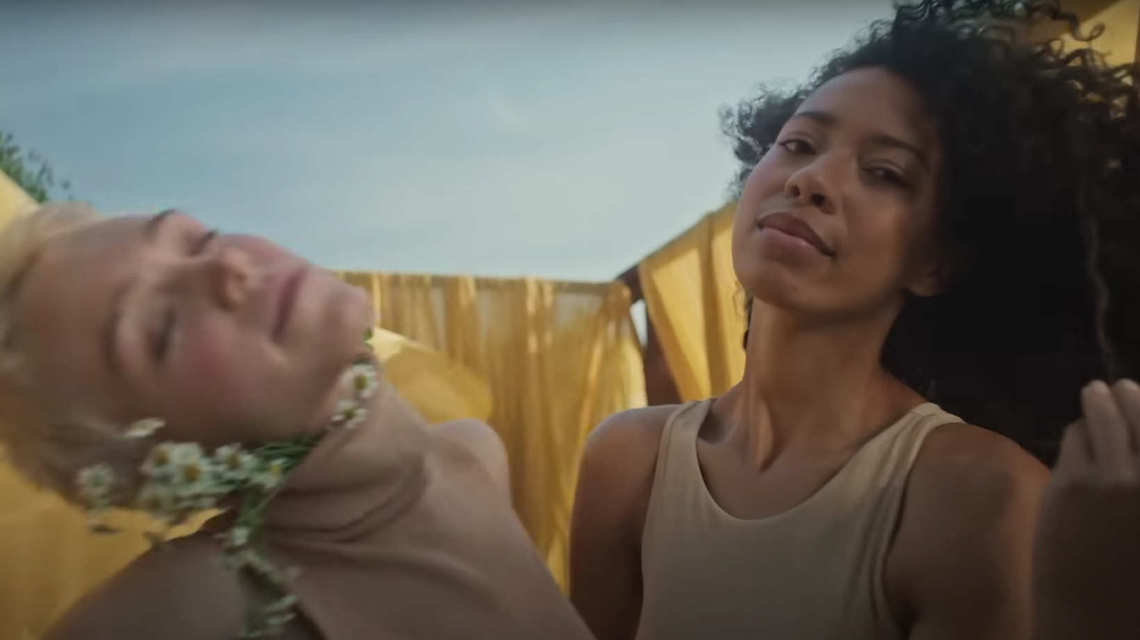 PAULA IN A NEW COMMERCIAL FOR